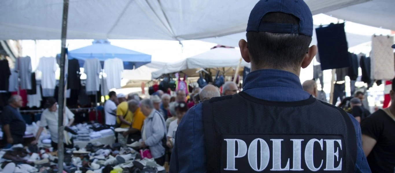 Κατασχέθηκαν 3.275 προϊόντα απομιμήσεις σε αποθήκη στην Αθήνα